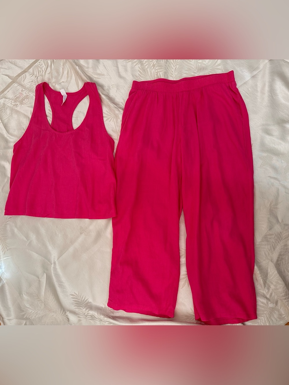 stars above Hot Pink Wide-Leg Pants with Matching Tank